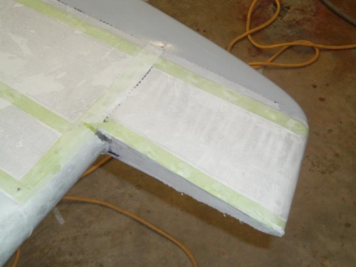 Box between wing tip and aileron