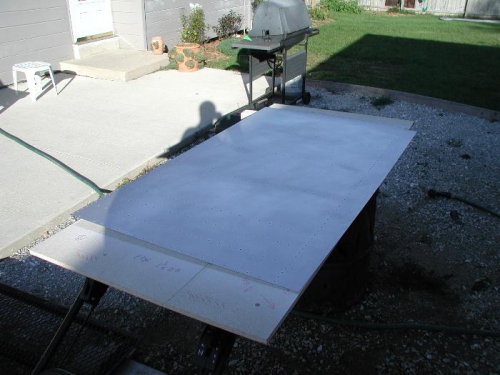 top inboard skin primed.