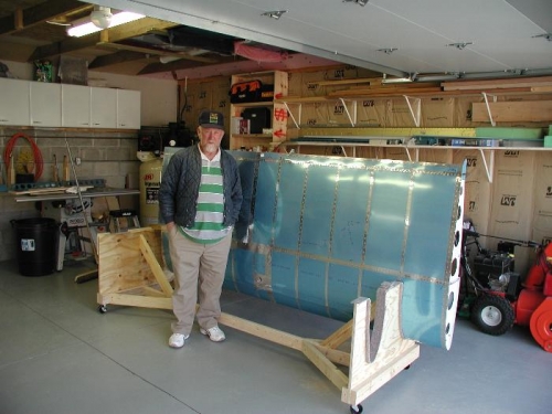 Jennys dad helped me build the cradle while the girls were out shopping.