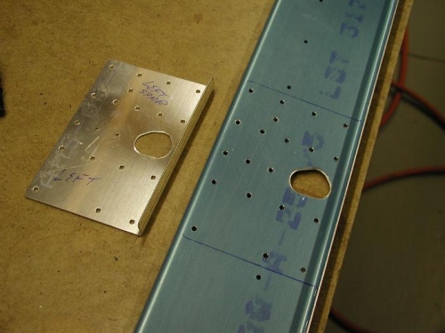 Center reinforcement plate Left wing rear spar