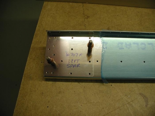 Rear spar reimforcement plate