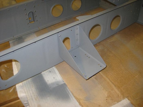 Servo tray for the electric aileron trim