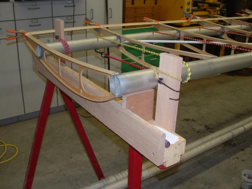 Close up left tip front