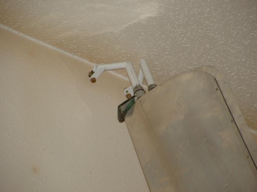 Install control horns on flaprons