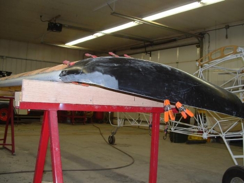 Front view of left wing tip