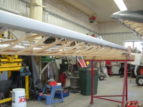 False Ribs and leading edge right wing