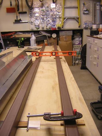 Shimming rail for 13-mm twist