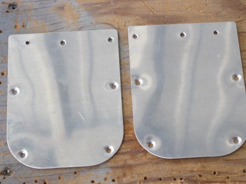 Inspection cover plates for the elevator horns & push rod.