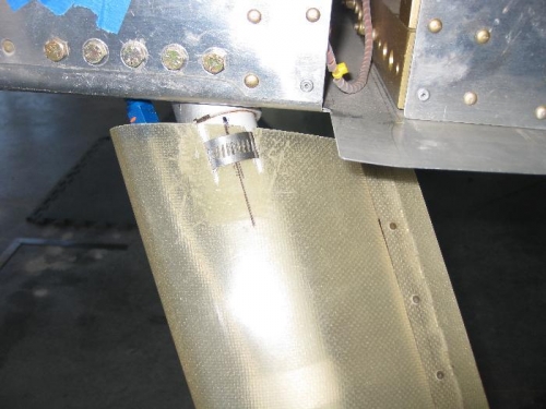Leg fairing clamped at center line of gear.