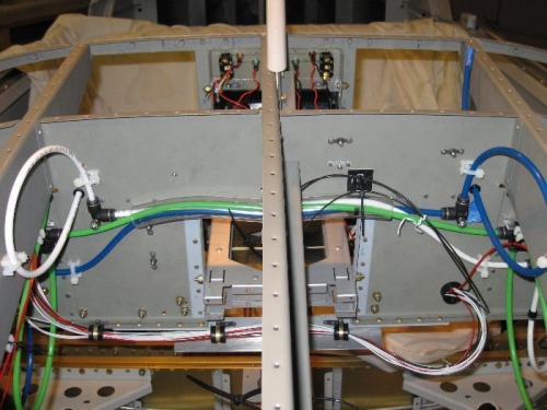 Note that the three tubes pass above the radio stack in a vynl tube for protection.