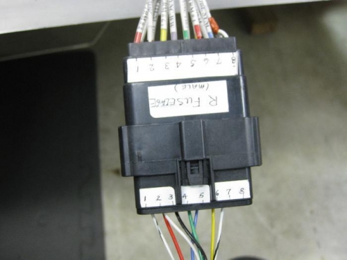 The 8 wires from the servo & OAT wired to the wing connector and connected to fuselage connector.