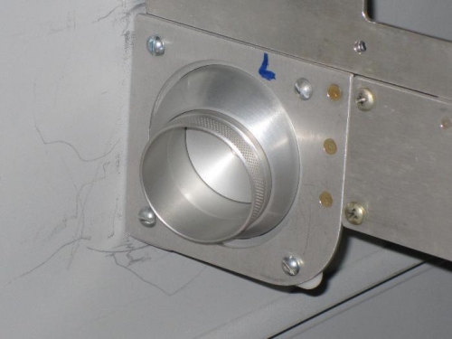 Closeup of the vent outlet in the vent holder.