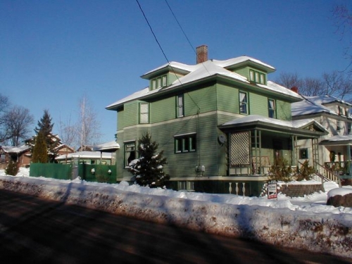 Detached garage.