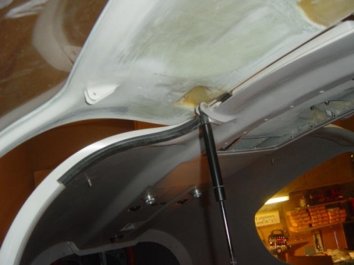 Test fit of co-pilot door --- 95%