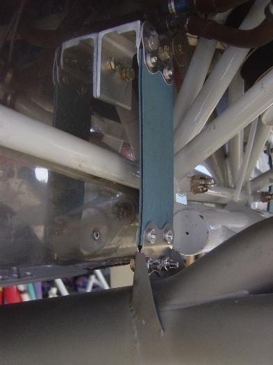 New Exhaust hanger co pilot side