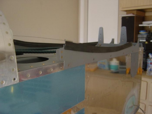 Bottom close out cover, note the 'tab' at the fron to keep it from migrating outboard.