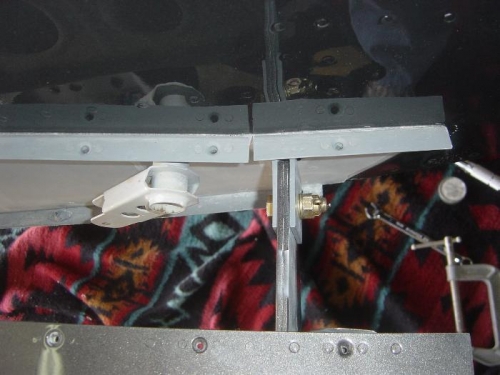 Aft spar attach bolt