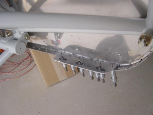 Replaced piano hinge with .062 alum plate and countersunk nutplates