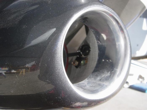 Ram air interferrs with lower cowl