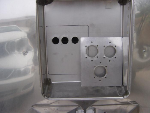 New mount to overlay the old 'too small' holes