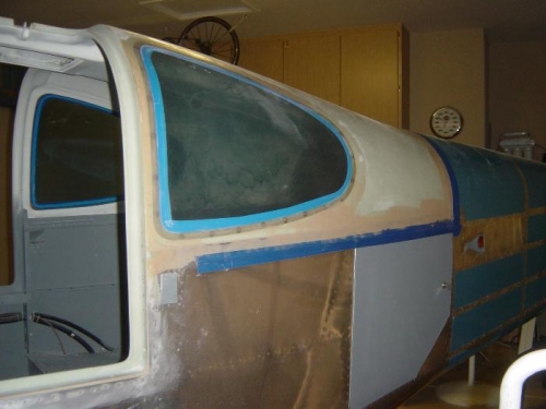 Flox applied to cabin cover/fuse seams