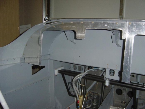 New pilot and radio stack mounting bracket (Old instrument panel)