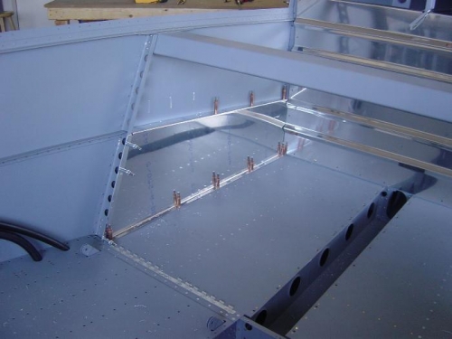 Right baggage panel/cover going in.