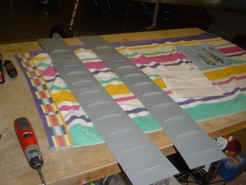 Upper wing root fairings w/stiffeners