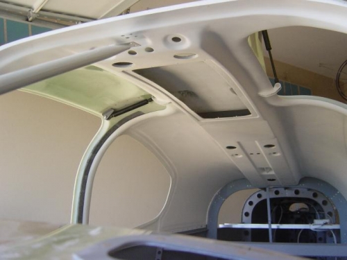 Left and Right gas struts installed and operating