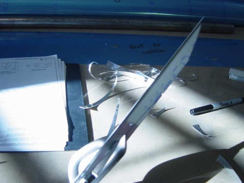 Cutting the stiffeners (32)