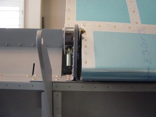 Inboard Aileron Hinge bracket
