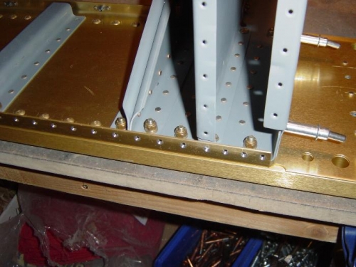 underlying structure dimpled and countersunk