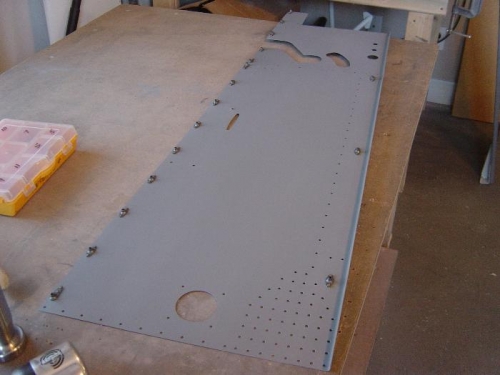 Nutplates attached to right rib