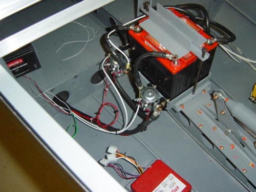 Master switches wired, also buss cable/wire ran