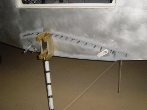 Inboard fairing support brace w/ countersunk nutplates