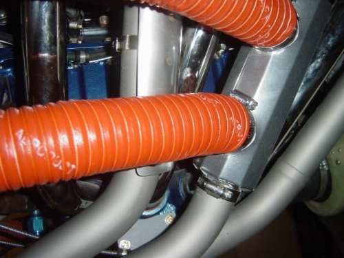 Het muffs connected w/ heatshields inplace