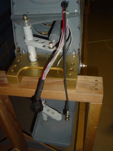 16 pin Cannon plugs on wing and wing root + BNC