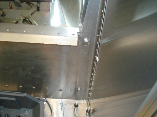 Both side Center Spar supports turned out  natually symetical.  No forcing the two sides into plum.