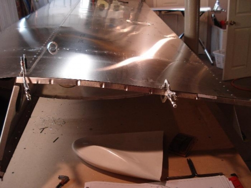 The crimping tool work so much better than I anticipated.  Bottom wing tip angle in-place.