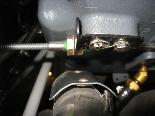 Safety wiring the throttle cable bracket