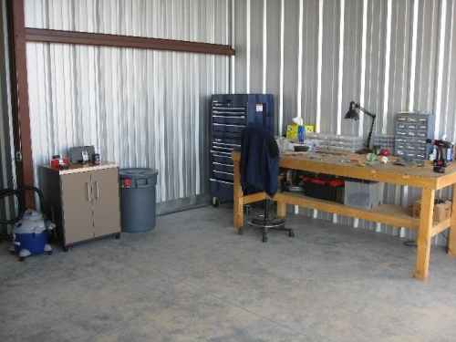 Work bench area