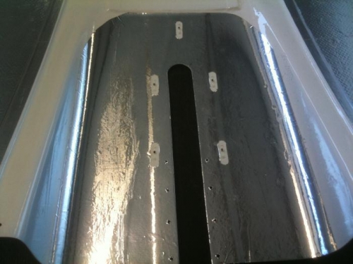 Heat shield foil in the exhaust duct