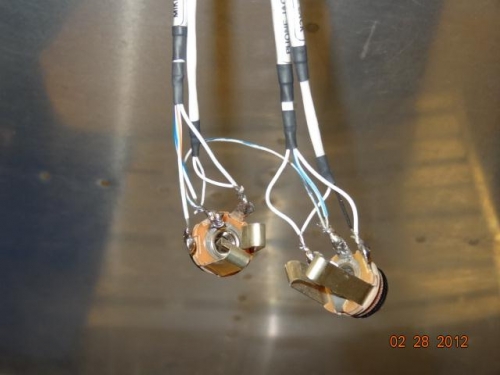The left jacks with the LEMO wires added