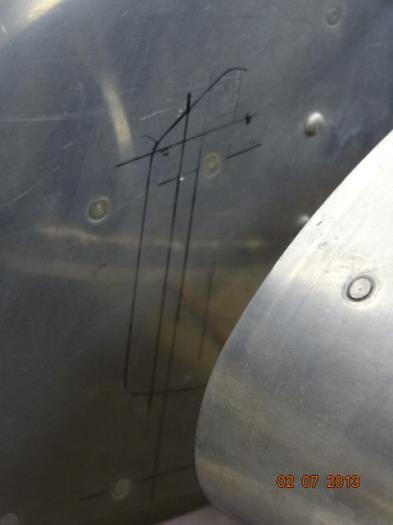 The attach bracket marked on the fuselage