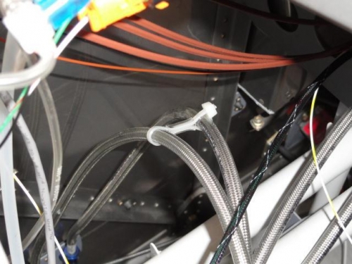 The brake hoses tie-wrapped