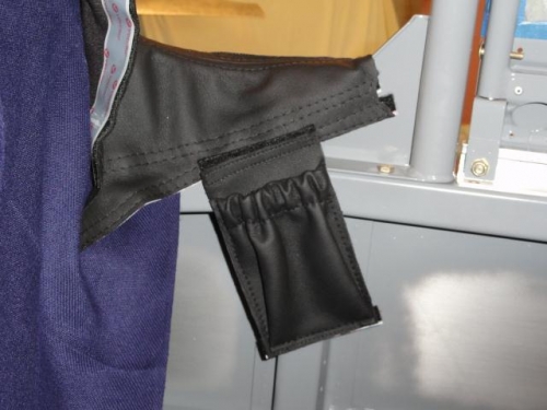 The right side pocket