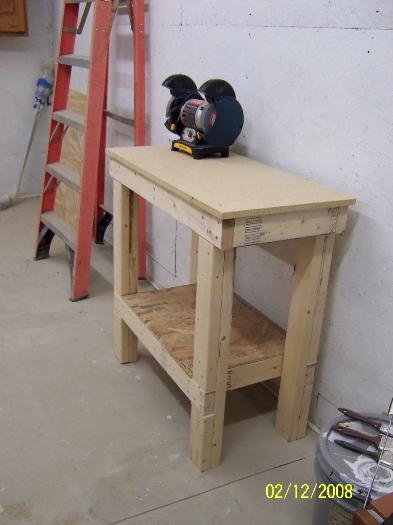 Small Work Table with Grinder