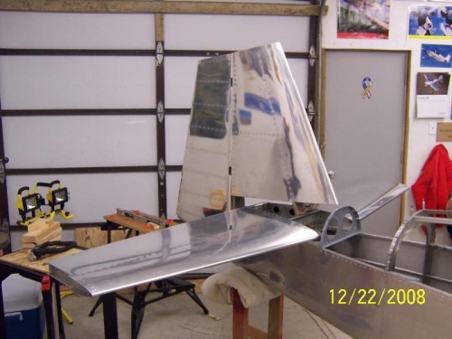 Empennage with rudder in place