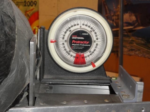 The scale showing zero deflection during weighing