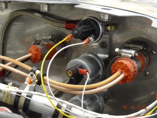 The Hobbs pressure switch (top) with the power and light wires attached